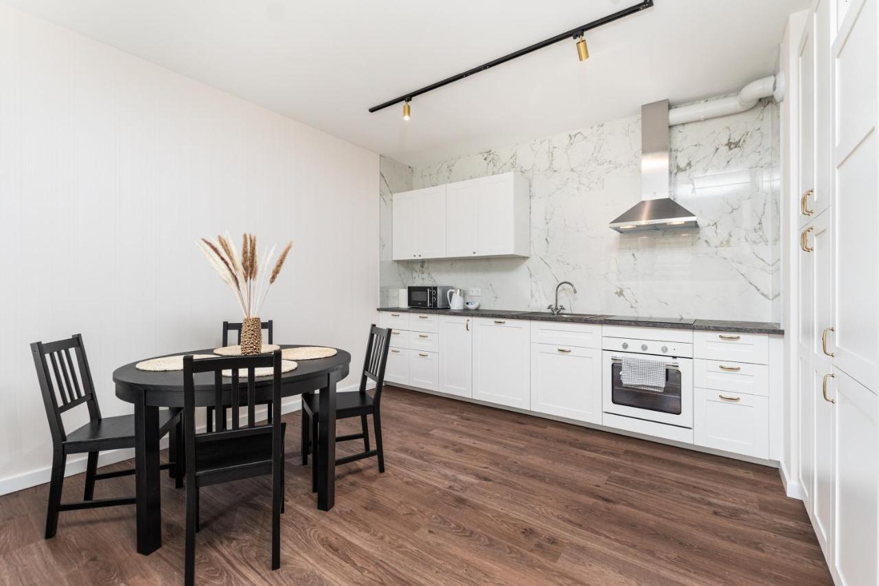 Aleja Sikorskiego 18 By Homeprime Warsaw Ngoại thất bức ảnh