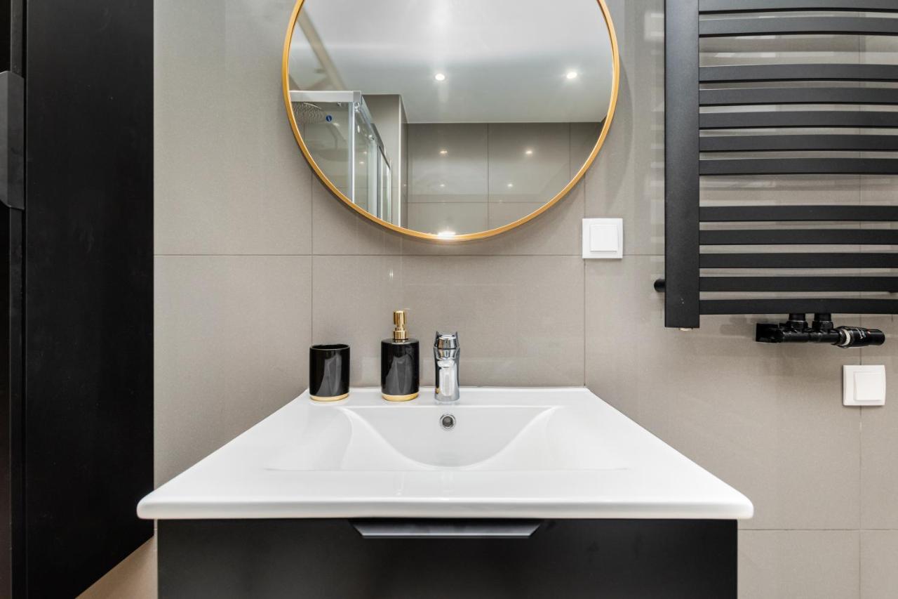 Aleja Sikorskiego 18 By Homeprime Warsaw Ngoại thất bức ảnh